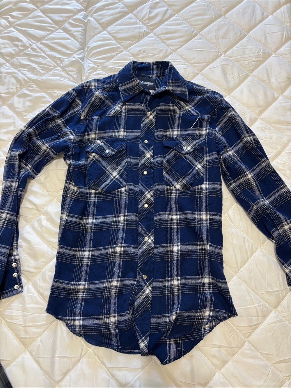Men’s Wrangler Navy and White Plaid Button-Down Shirt